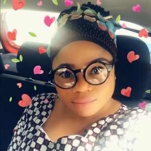 Meet your Posher, Fatima